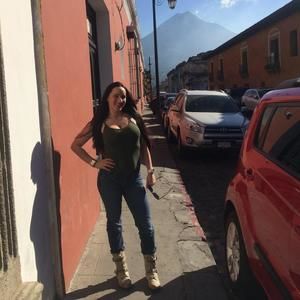 Meet your Posher, Jessica